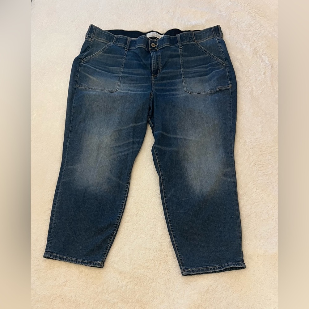 Torrid First At Fit Medium Wash Jeans Size 26R